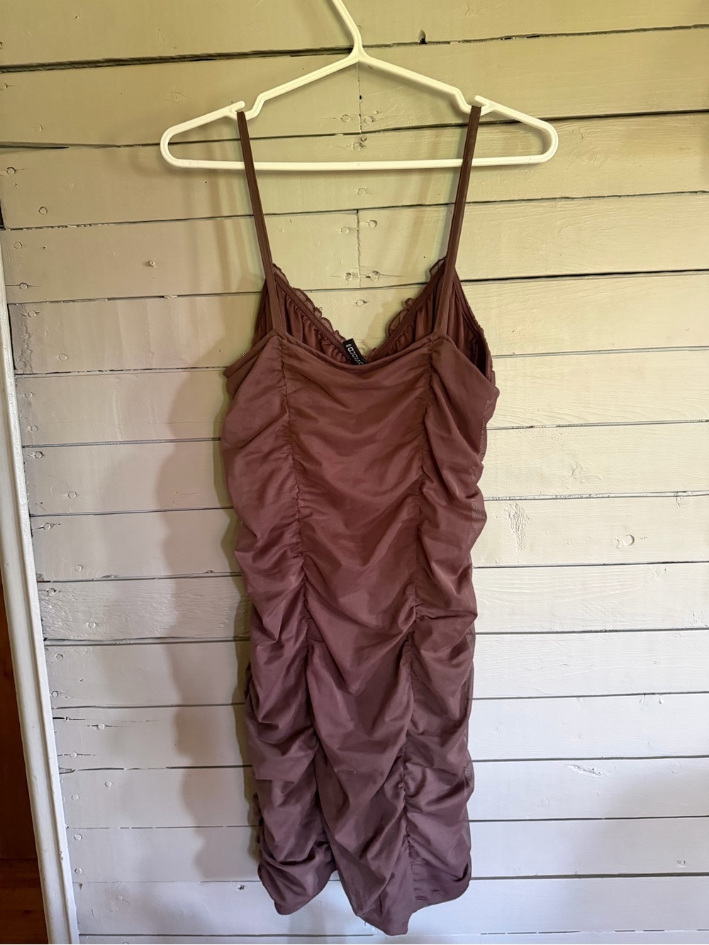 Divided Ribbed Burgundy Tank Top - Picture 3 of 4